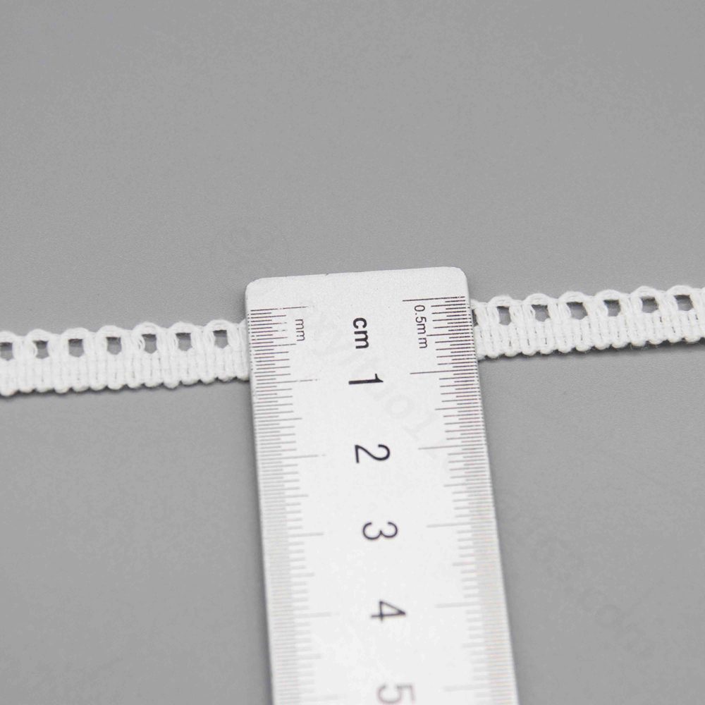 Artistic close-up of 0.8 cm factory-direct water-soluble lace trim