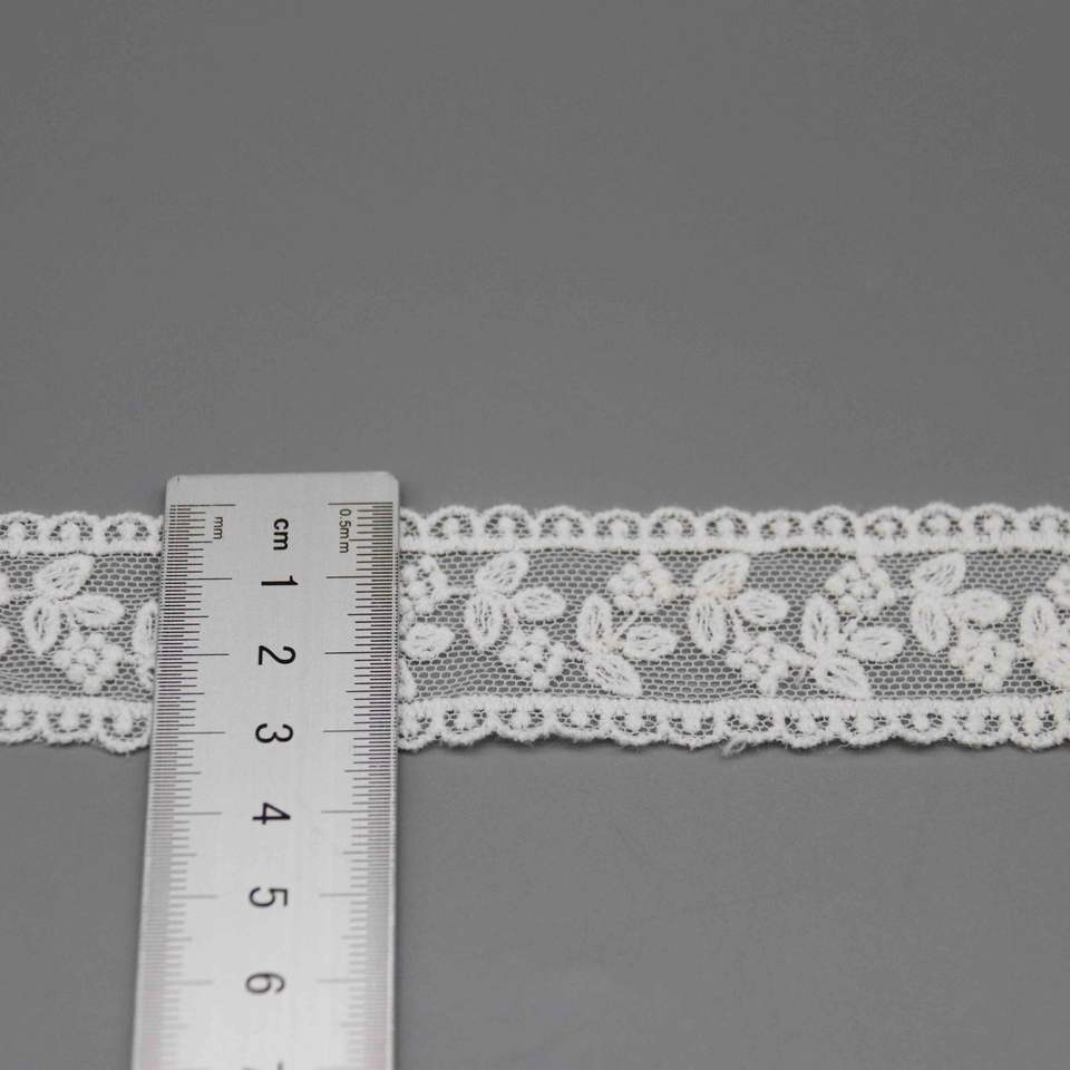 Cotton Embroidery Lace Trim Scalloped Leaf Vine Pattern for Garment Sewing