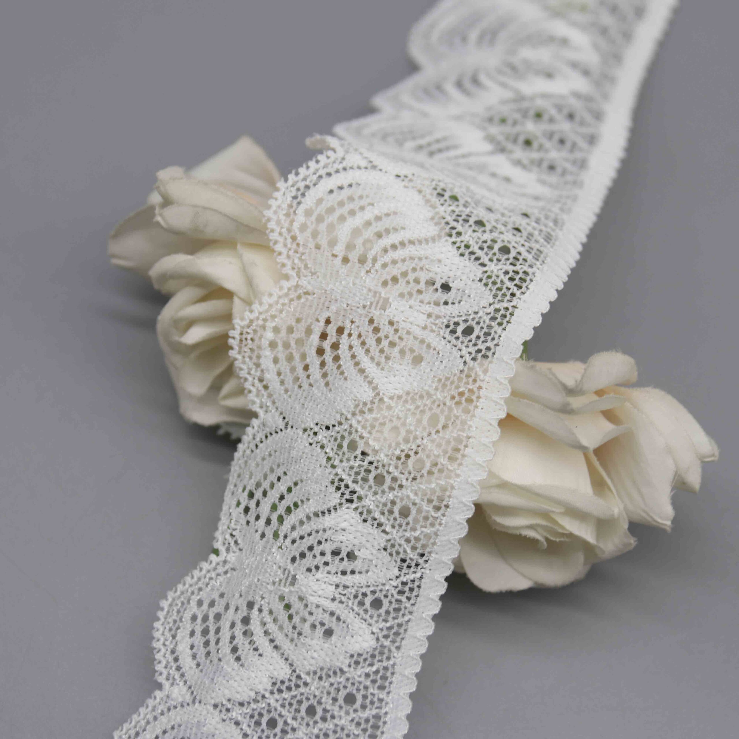 4.6cm Scalloped Stretch Lace Trim for Lingerie and Apparel Edging - Image 2